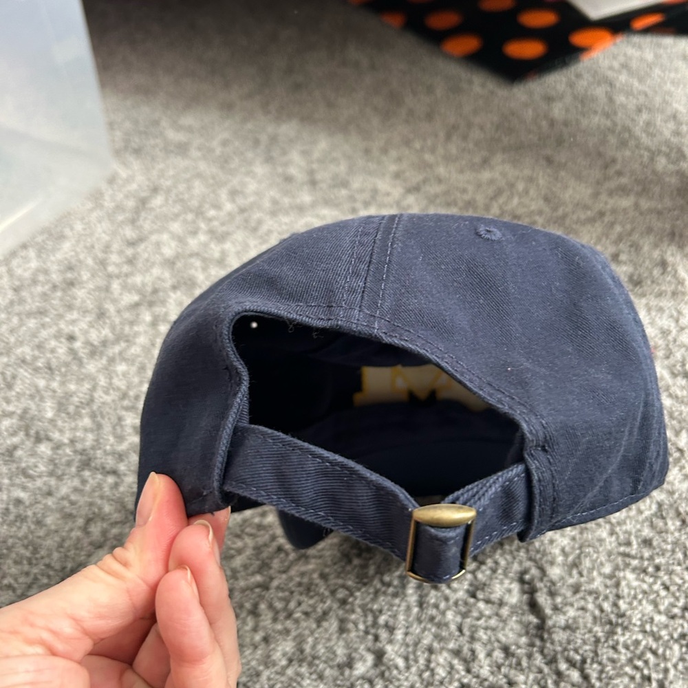 NWOT University of Michigan baseball hat - Picture 3 of 5